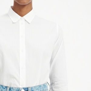 Everlane — The Relaxed Soft Cotton Shirt
